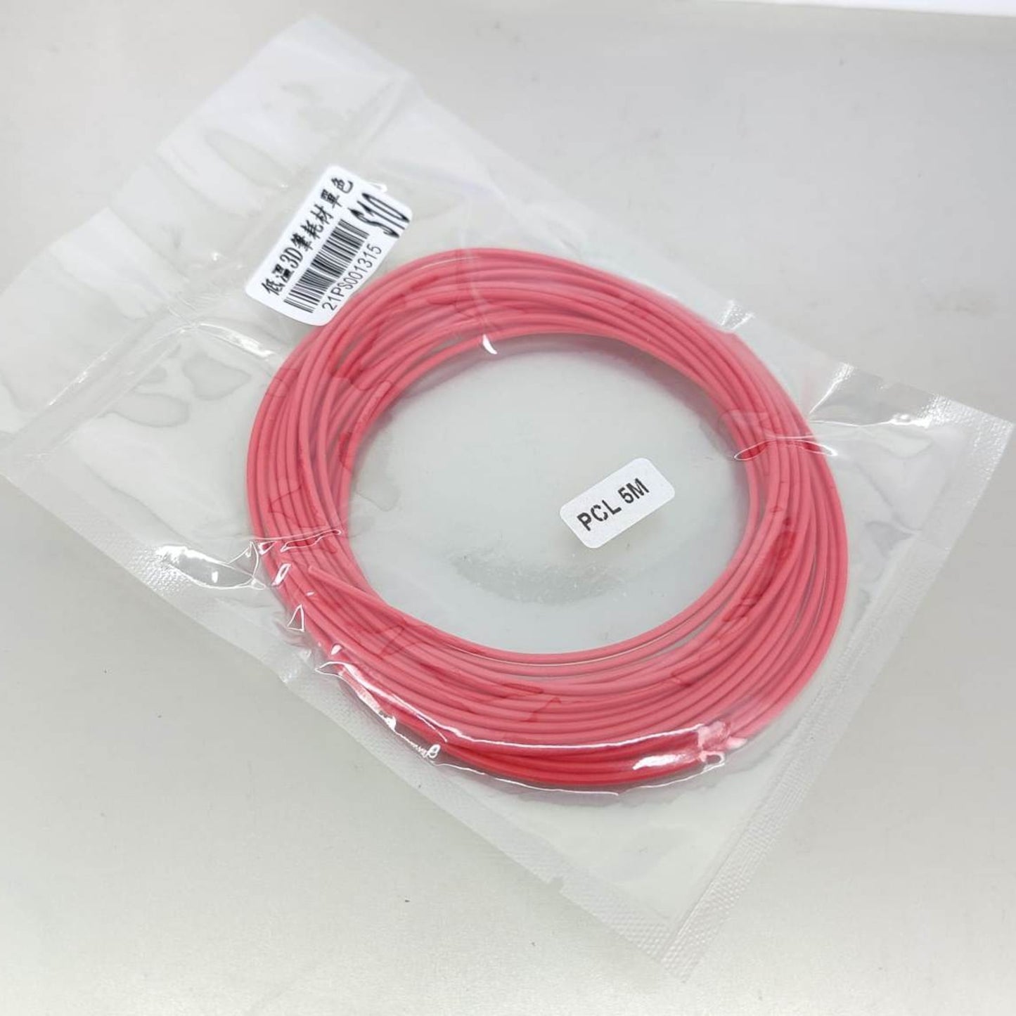 Red PCL 3D pen filament, non-toxic, with a low melting point of 60-100℃, ideal for kids.