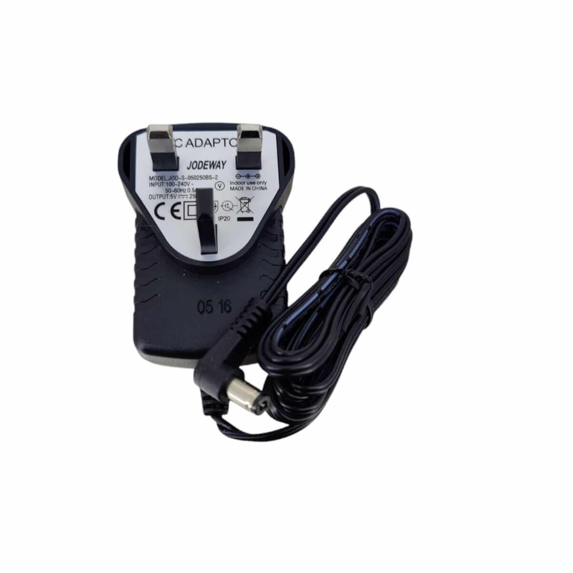 5V 2.5A Universal AC/DC Power Adapter with UK plug and 5.5x2.1mm DC output connector.
