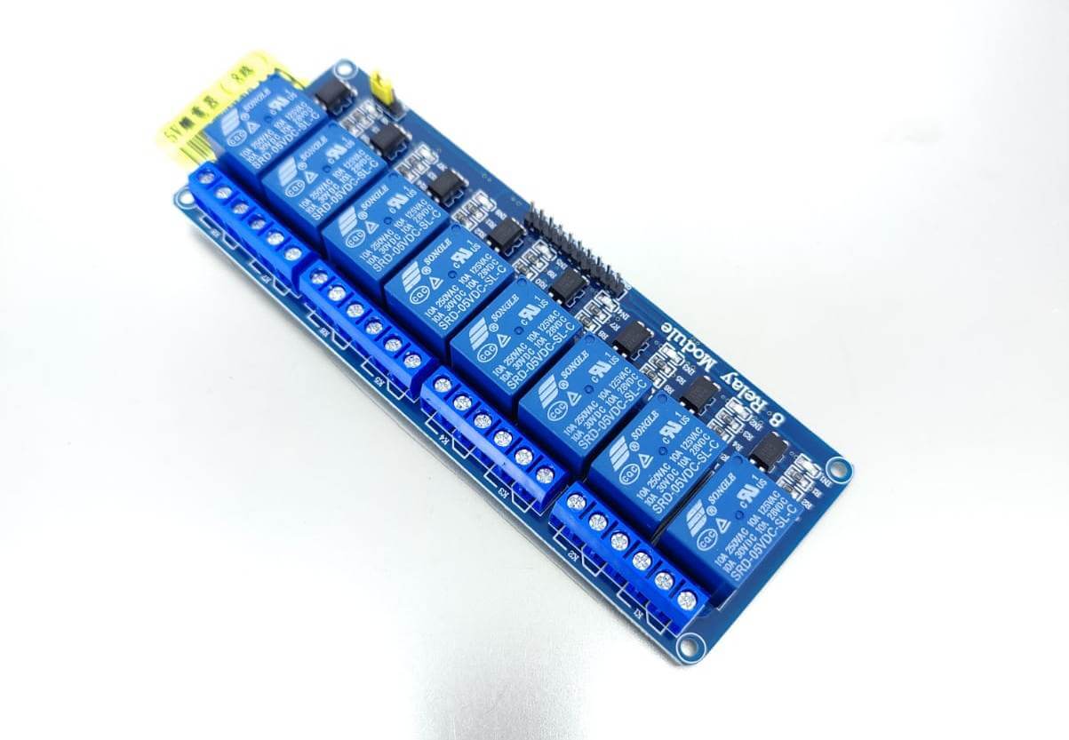 5V 16-Channel Relay Module featuring 10A capability for Arduino and high-current control applications.