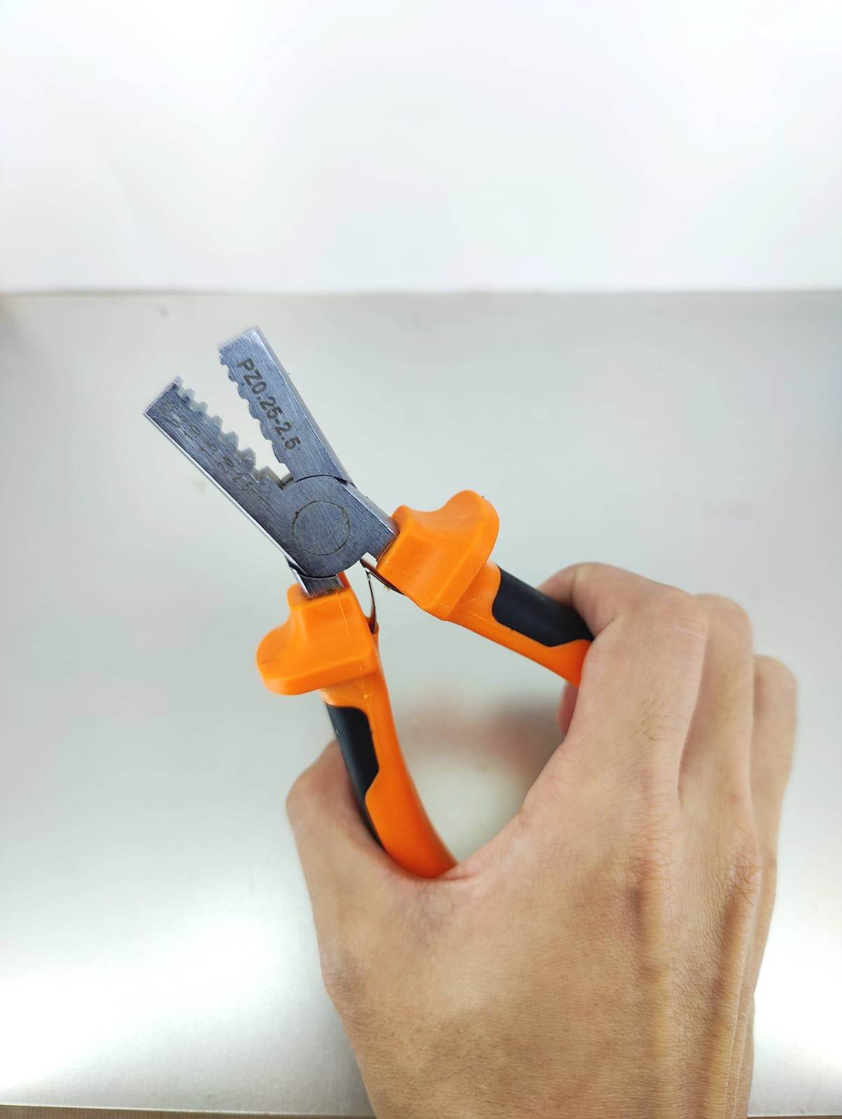 Crimping pliers for Cable End Sleeves tube terminals 0.25mm-2.5mm²