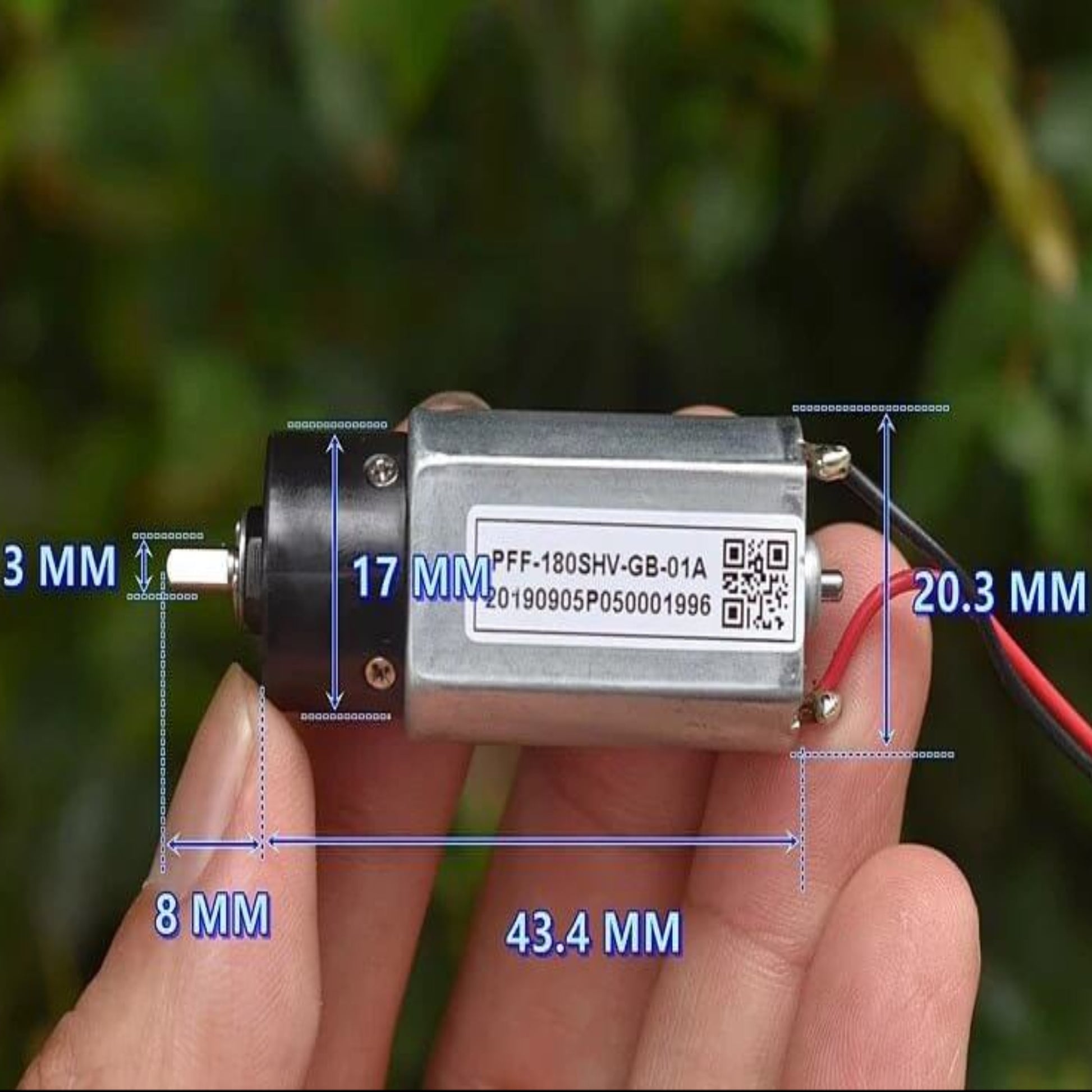 Dimensions of DC 3.6V-12V 180 Miniature Gear Reducer Motor with output shaft details.