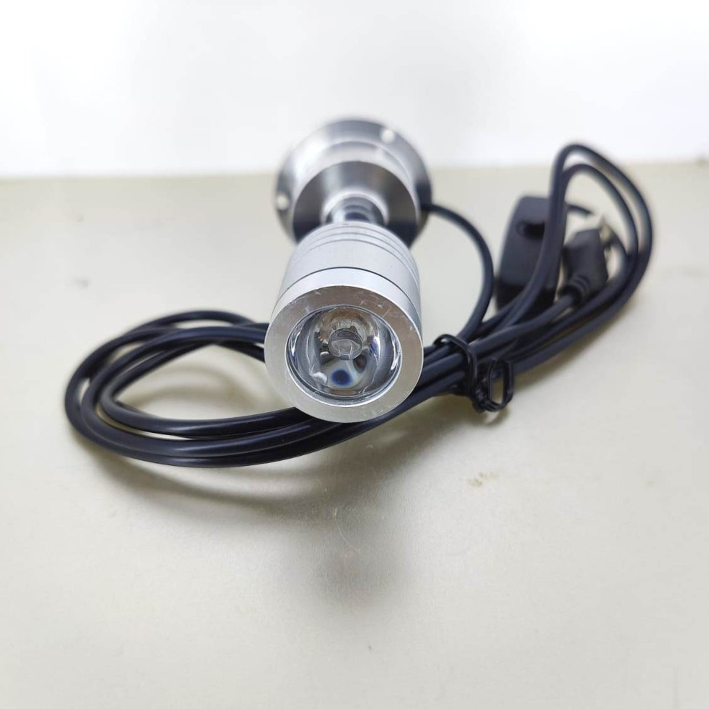USB 5V LED 3W Mini Spotlight with switch for illuminating jewelry cabinets and showcases.