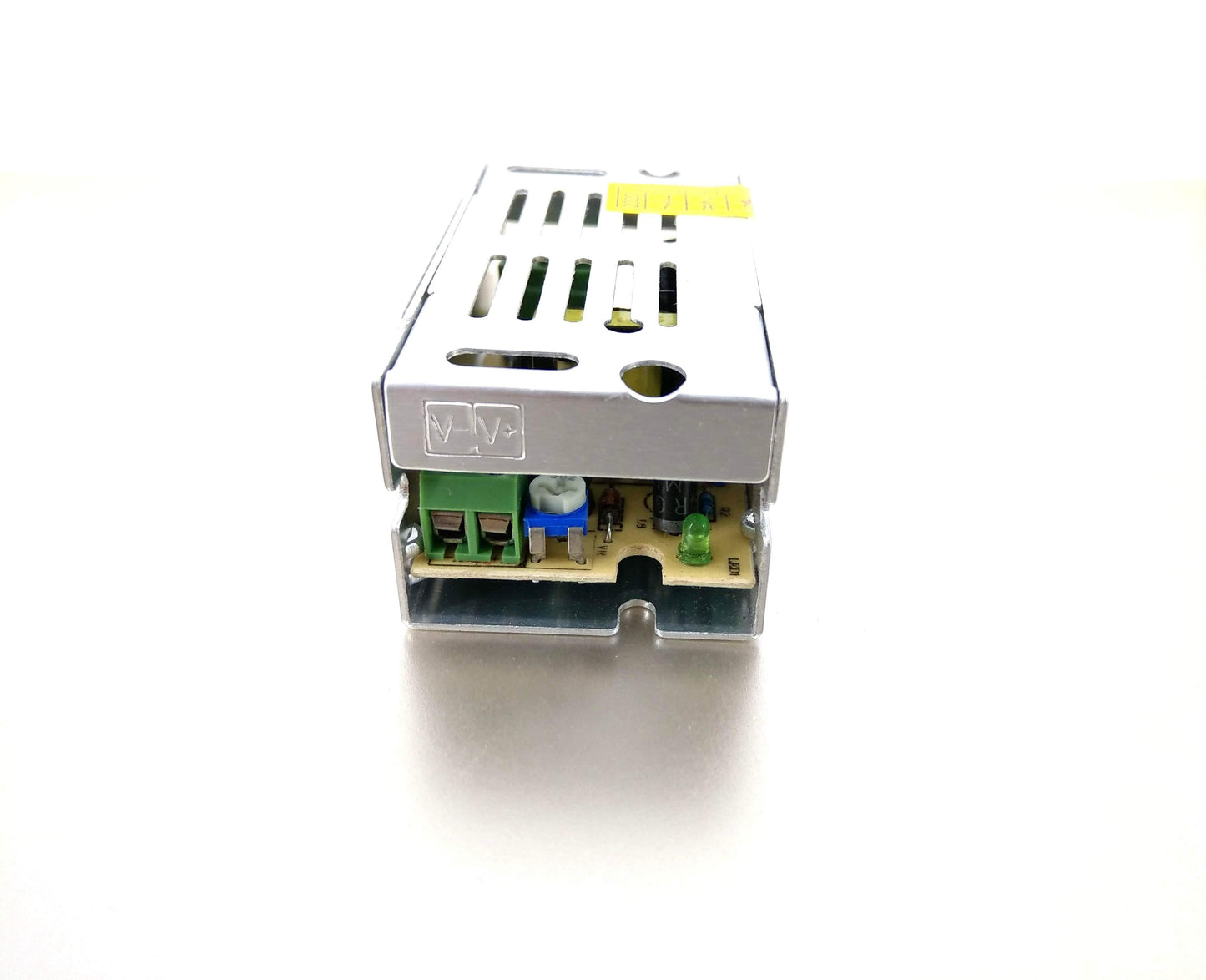 12v1a power supply hk
