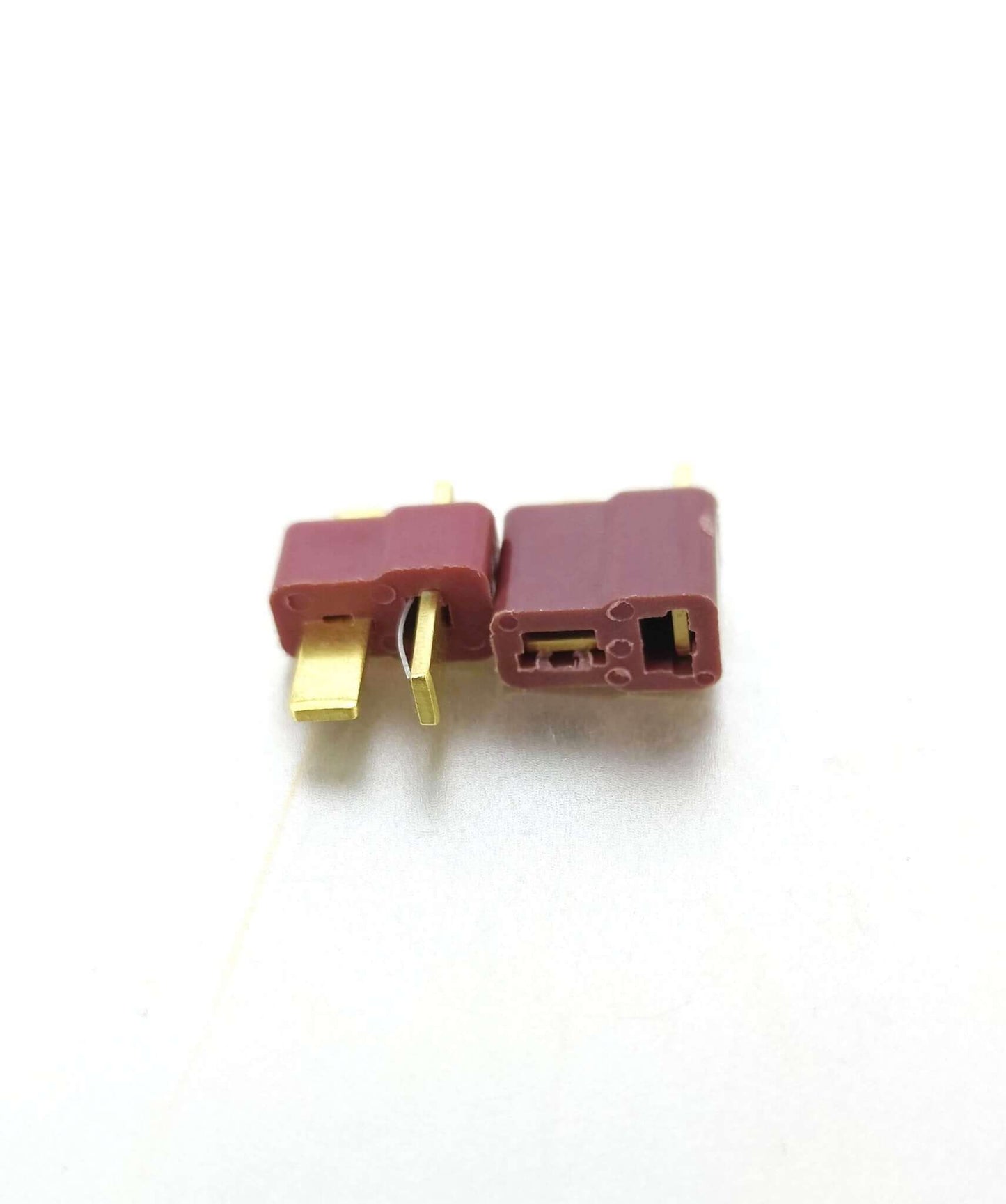 T-Plug male and female connectors for RC LiPo battery, Deans style, low-resistance and secure connections.