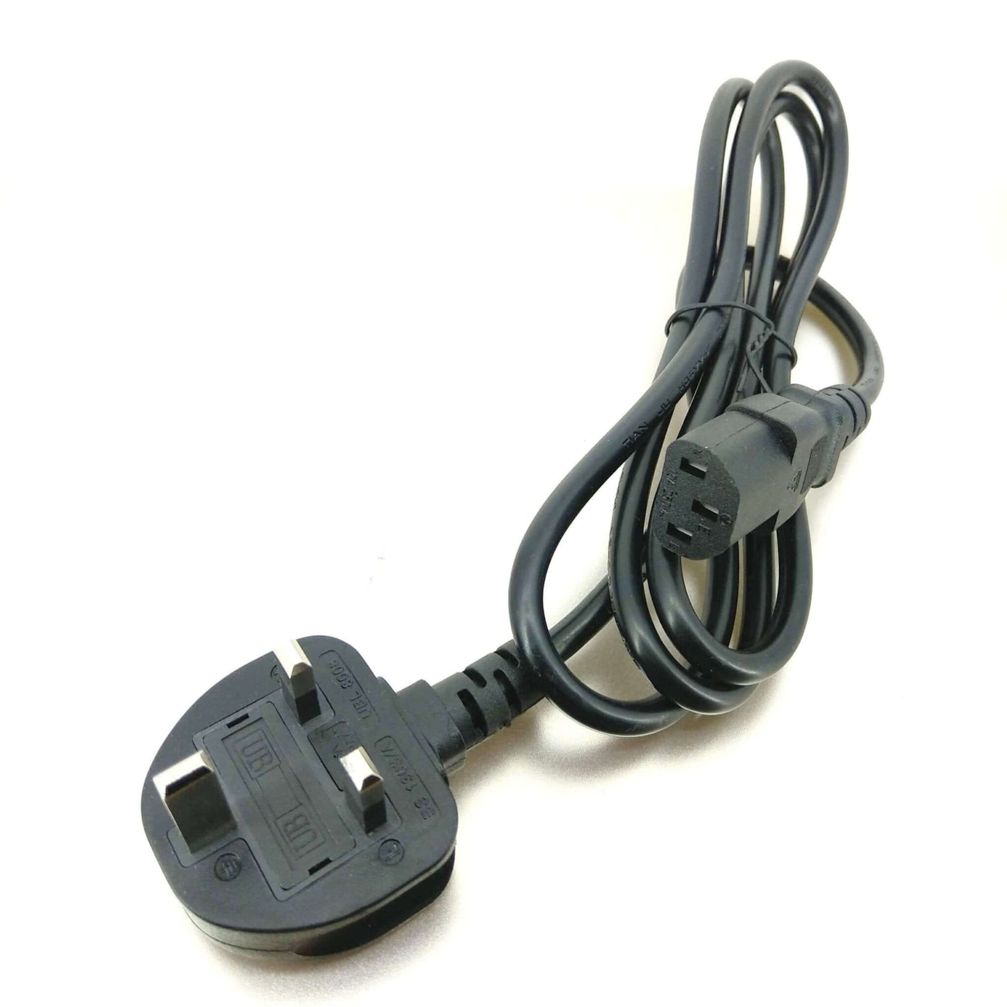 UK plug to IEC C13 power cord, 1.5m/3m length, ideal for computers, servers, and IT equipment.