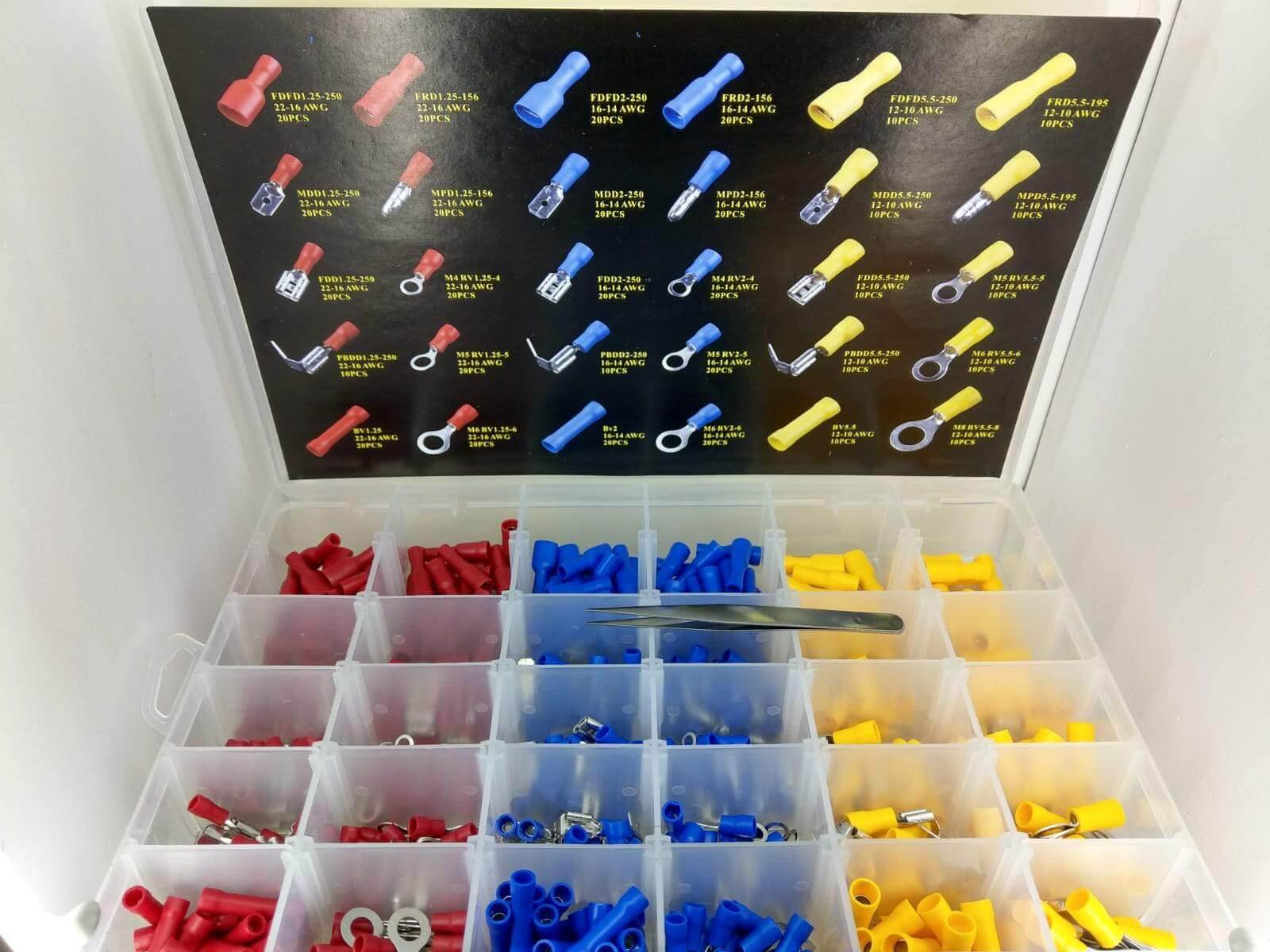 480PCS assorted insulated electrical crimp terminals organized in a clear plastic case for easy access and identification.