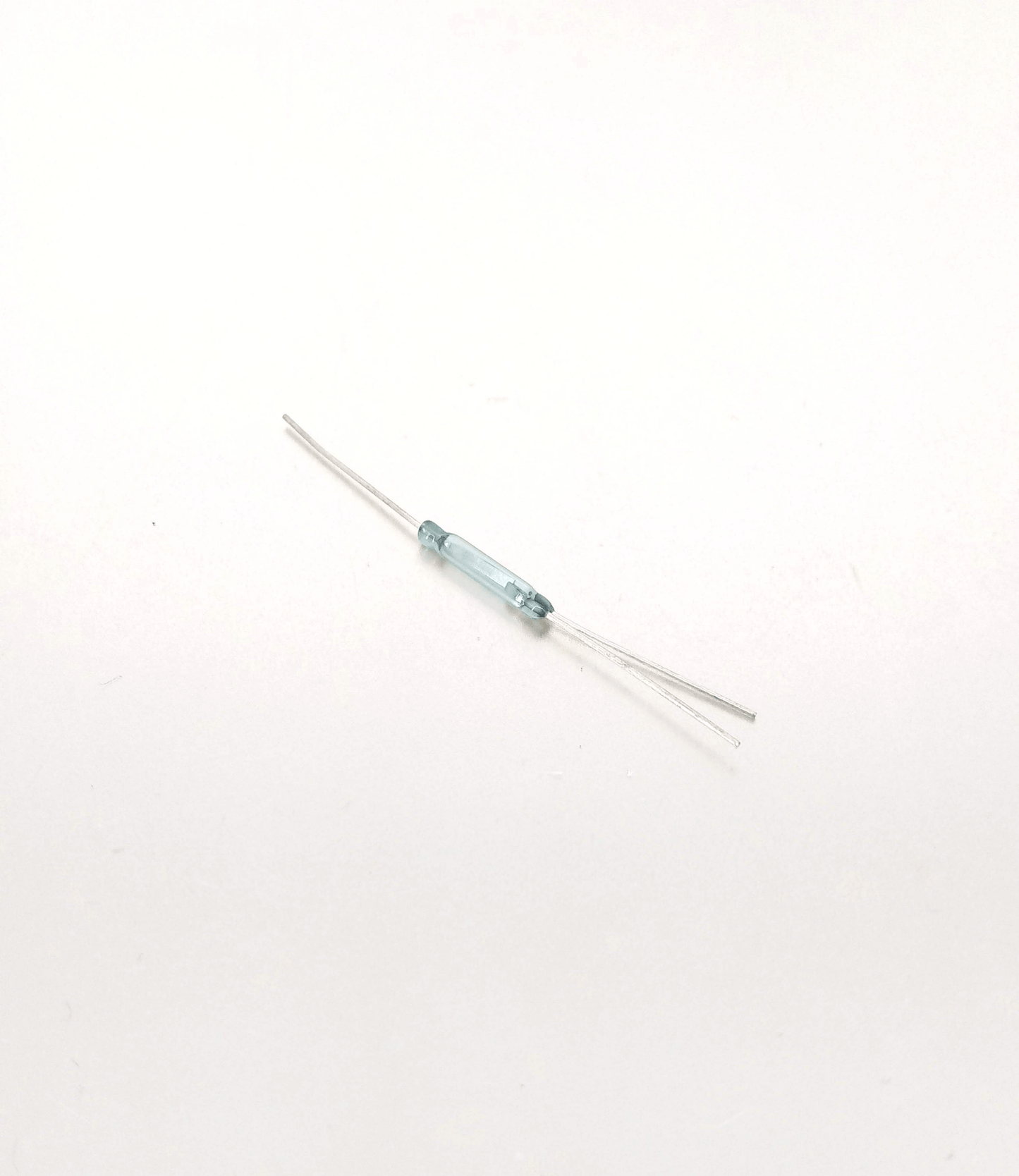 2.5*14mm Reed Switch 3 Pin Magnetic Switch Normally Open Normally Closed Conversion DC 60V 4W NO NC - Sun Cheong Computer Company Limited