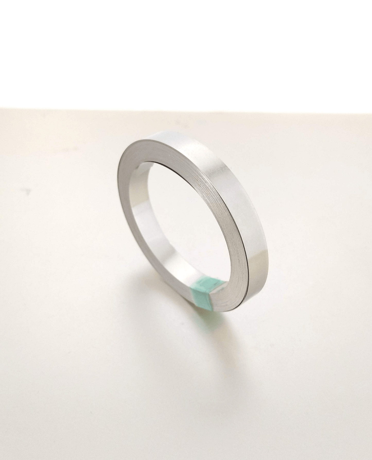 High-quality 10M nickel strip 0.1x8mm for battery spot welding and pack building.