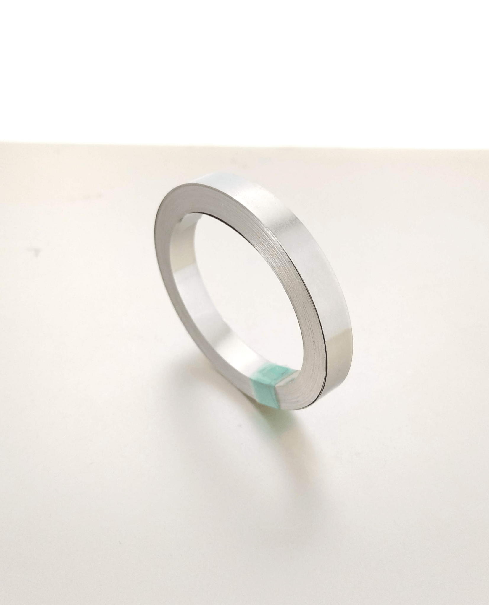 High-quality 10M nickel strip 0.1x8mm for battery spot welding and pack building.