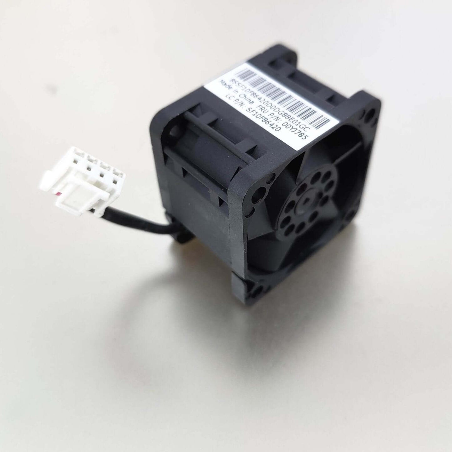 DELTA 4cm 12V 0.83A cooling fan model FFB0412VN-00 for server and chassis cooling applications