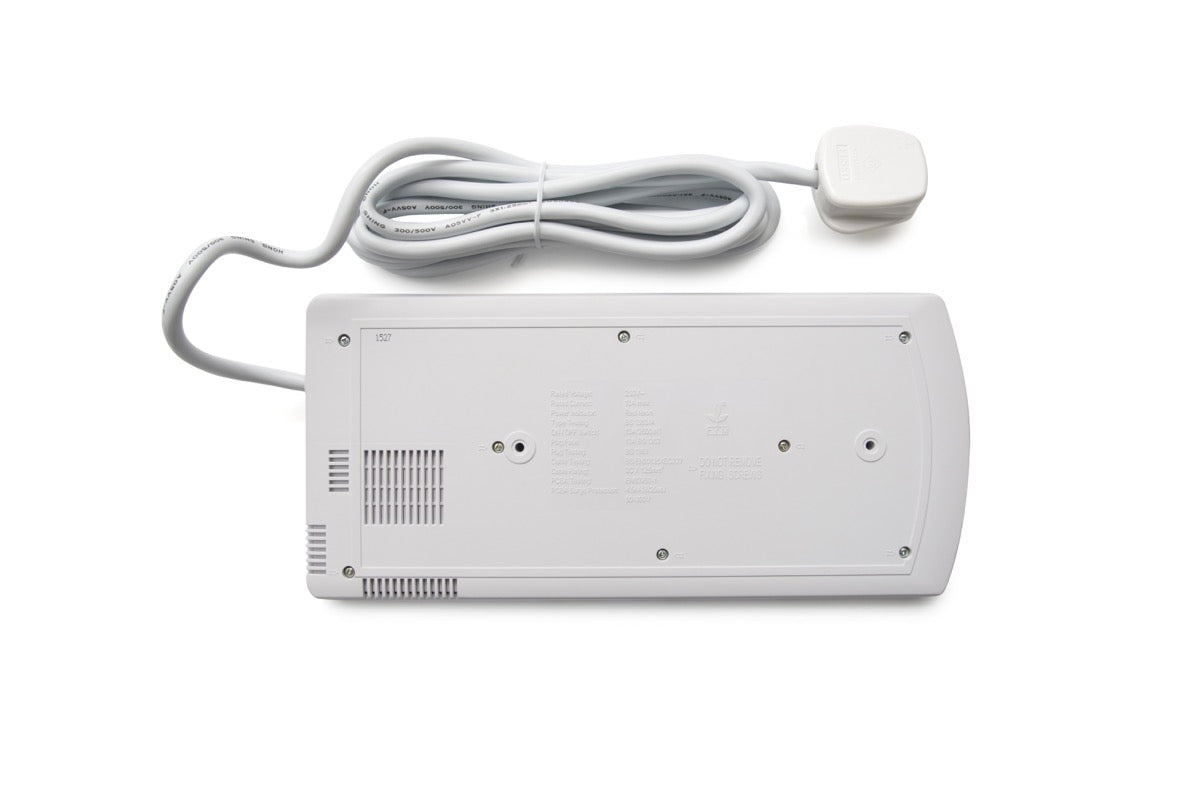 FYM 8-way 13A UK plug extension lead with a 3-meter cable and individual switches for device control.