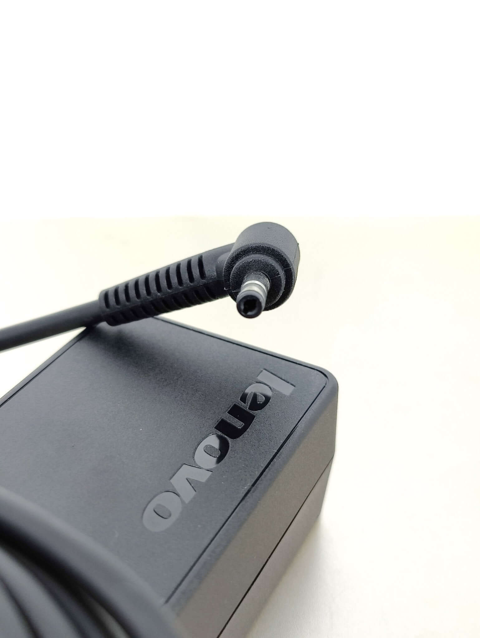 Lenovo 65W AC Adapter - 20V 3.25A Laptop Charger (4.0x1.7mm) - Sun Cheong Computer Company Limited