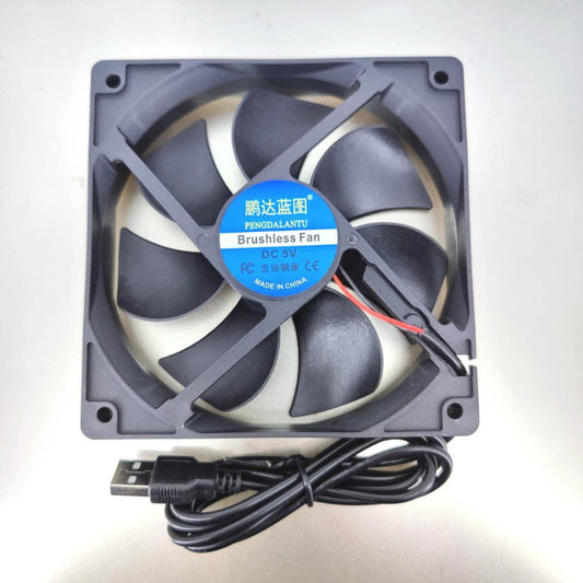 12cm 5V brushless USB cooling fan with black blades, ideal for computer case airflow, 2000 RPM, and 1 meter USB cable.