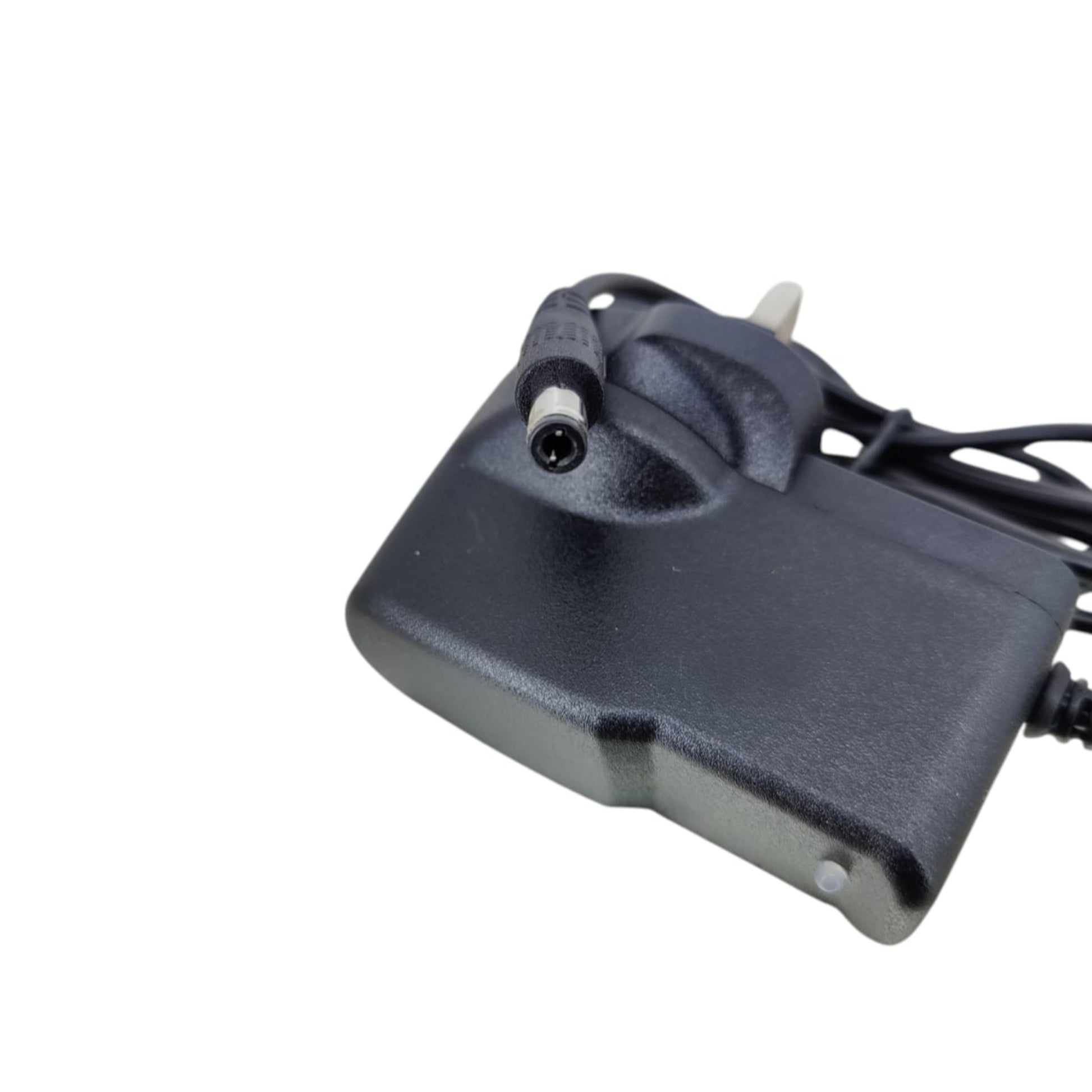 16.8V 1A Li-ion battery charger with 5.5x2.1mm DC plug for efficient battery charging.