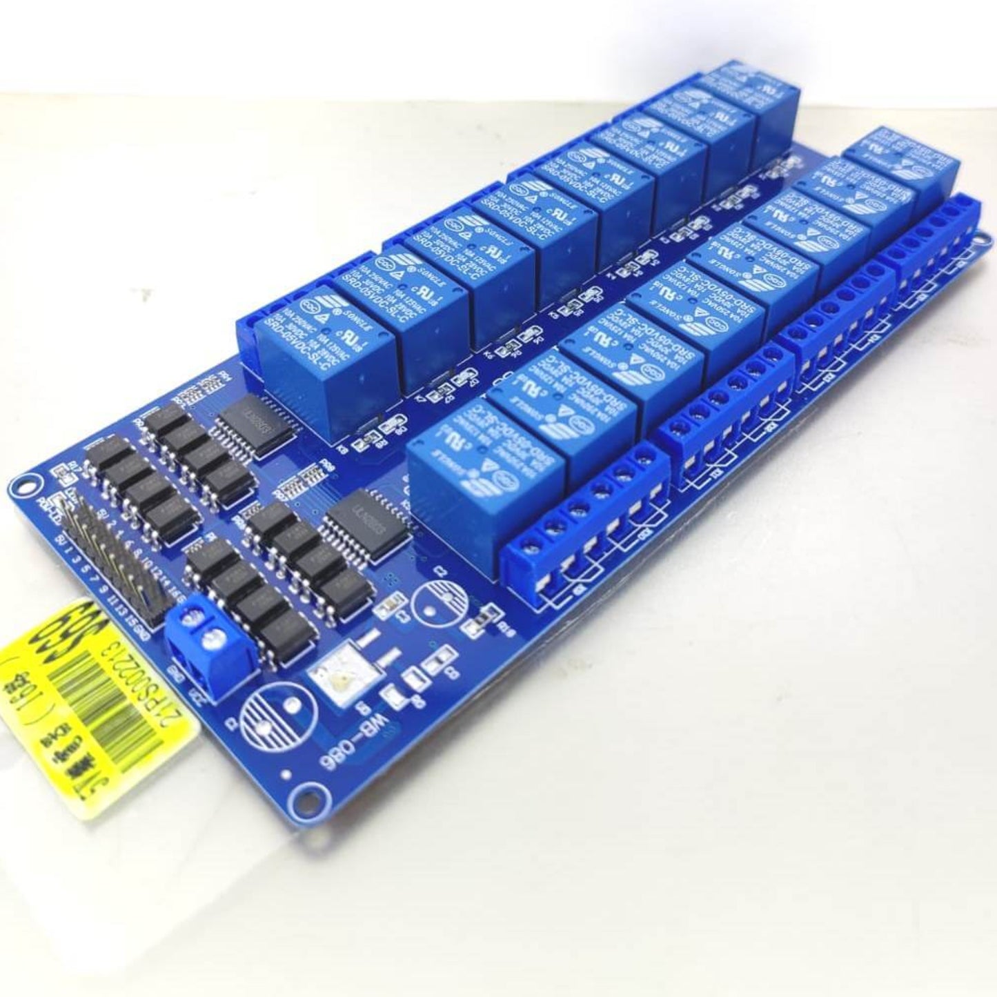 5V Relay Module with 16 channels for Arduino and electronic projects, featuring strong AC and DC load control.