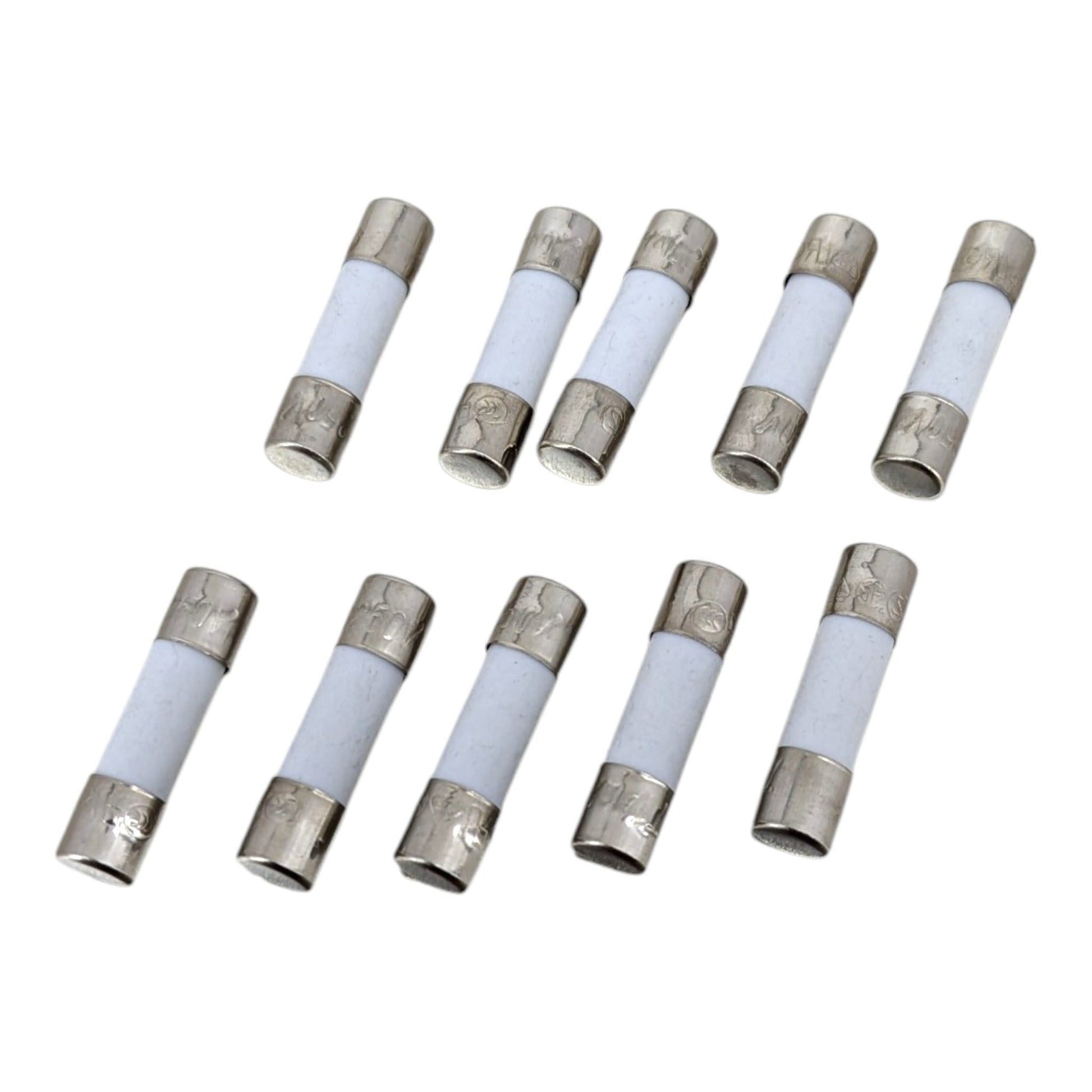 提供多種安培數選擇的 5x20mm 陶瓷保險絲，包括 1A、2A、3A、3.15A、5A 及 6.3A。