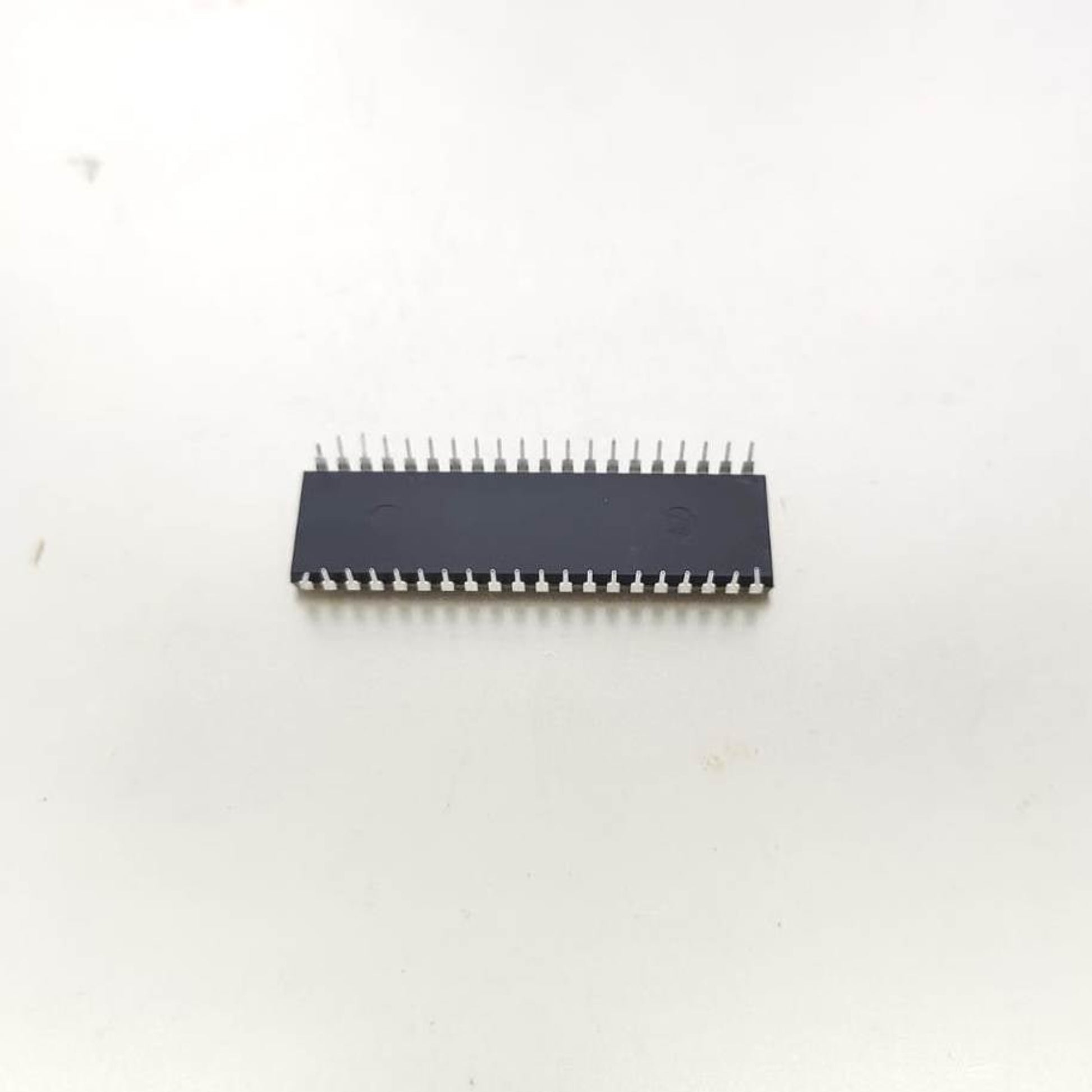 STC89C52RC Microcontroller - Enhanced 8051 MCU with 40-pin configuration on a white background.