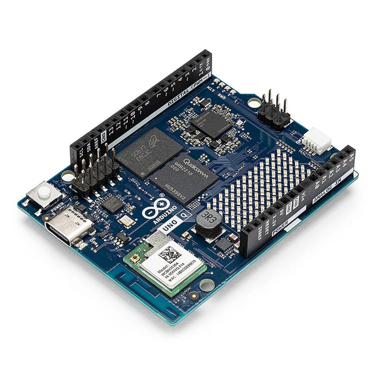 Arduino UNO Q ABX00173 單板電腦頂部視角，展示 Qualcomm QRB2210 MPU 及 STM32U585 MCU 雙處理器架構。