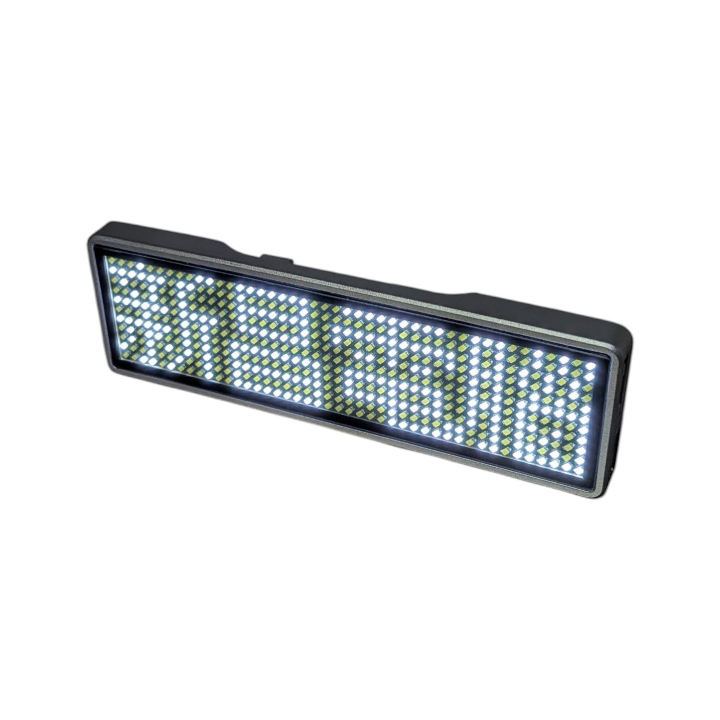 藍牙 LED 走字胸牌（白光），支援手機 App 自訂編程，高亮度熒幕適合展覽及店舖宣傳。