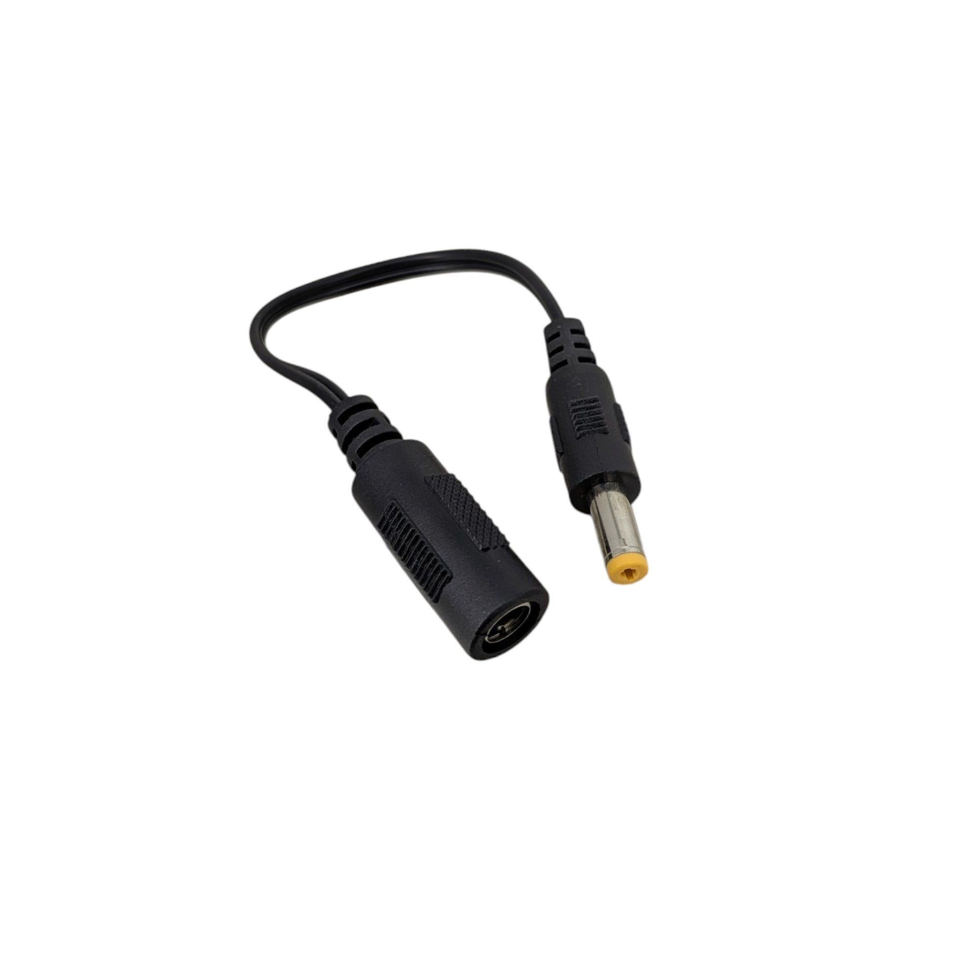 5.5x2.1mm母轉4.0mmx1.7mm公DC火牛轉接線。黃色接頭設計，優質線材確保耐用度。新昌電腦提供專業技術支援及現場配對測試。