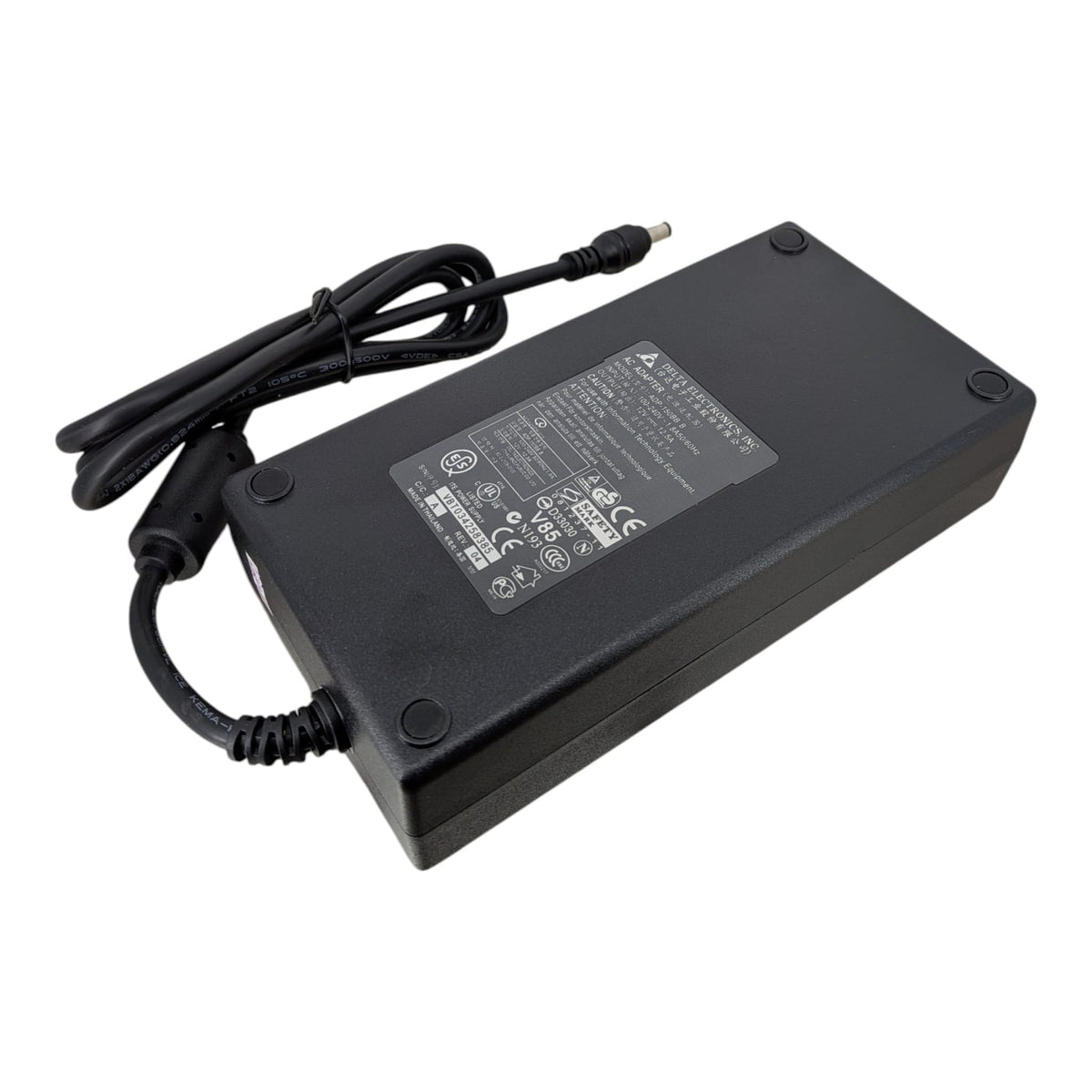 DELTA 12V 12.5A 火牛，提供 150W 足火輸出，配備 5.5x2.1mm 標準圓頭，適合 NAS 及 3D 打印機使用。