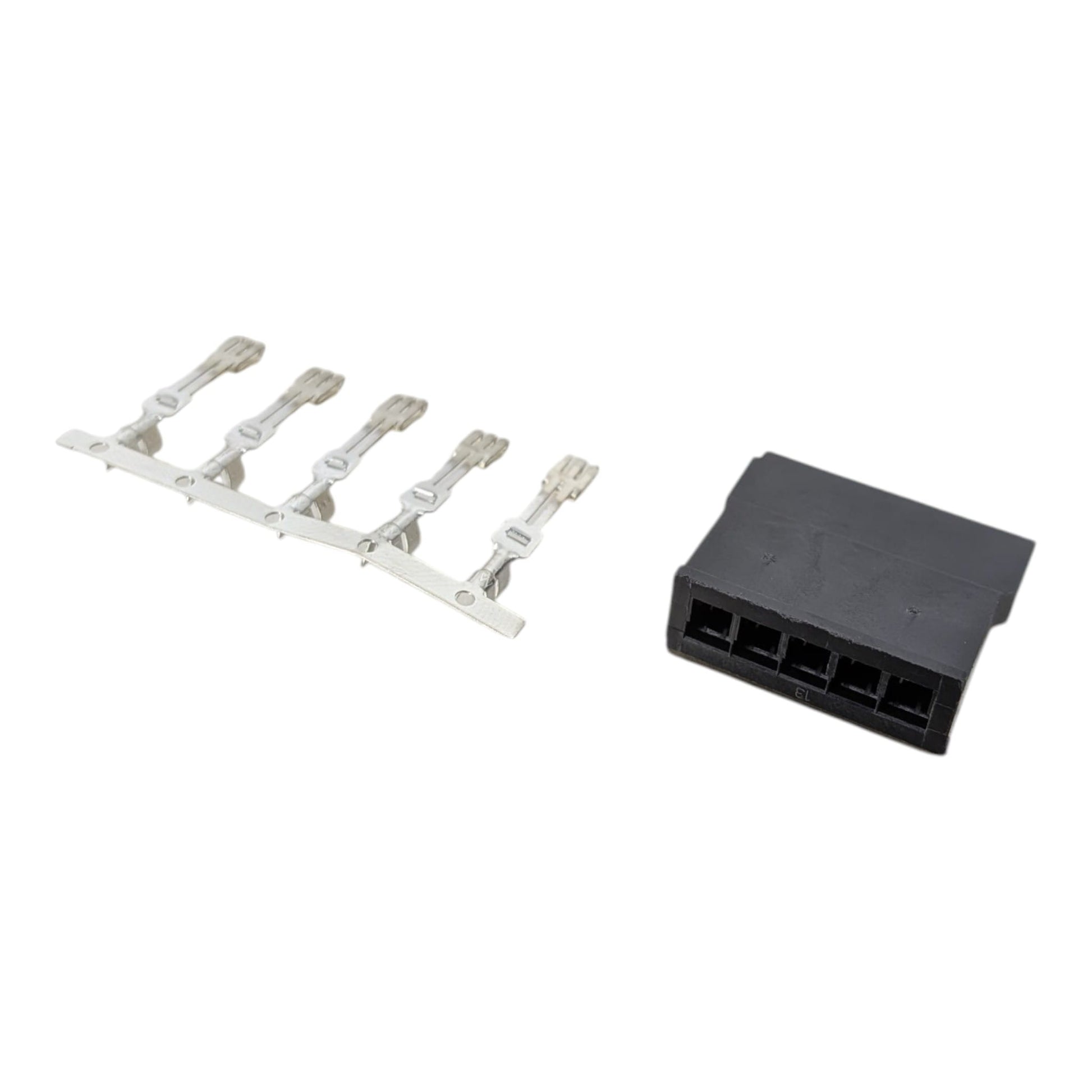 The DIY 5-Pin SATA Power Connector Kit, featuring a black plastic housing and five metal crimp terminals for custom PC cable sleeving.