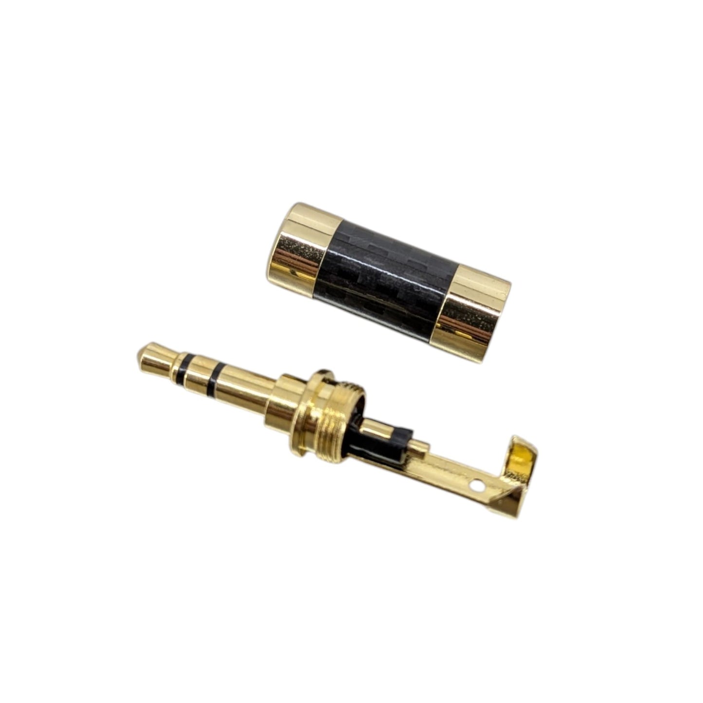 3.5mm 音頻插頭的拆解圖，清晰顯示內部用於 DIY 焊接耳機線的純銅焊片。