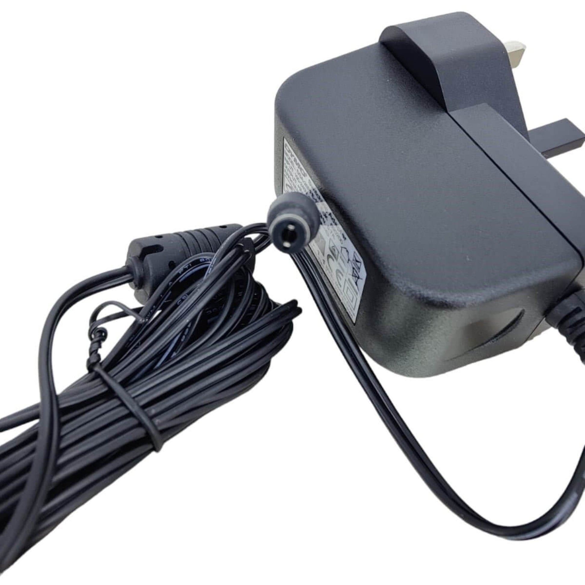 DC 9V 2A switching adapter with UK plug and black cable, suitable for guitar effect pedals and keyboards.