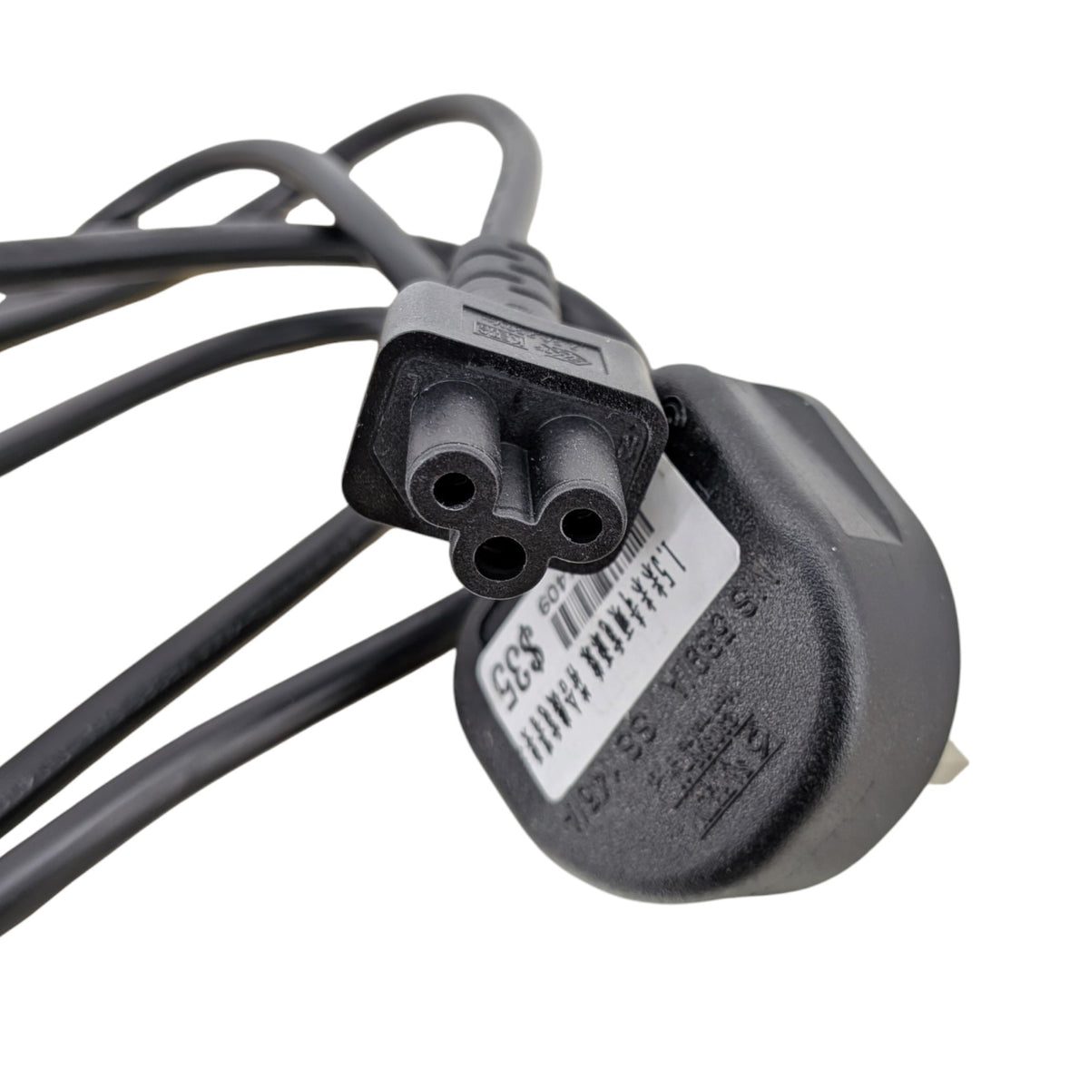 E-JUN EL-702 IEC C5 接頭特寫，標示其支援最高 2.5A 及 250V 的電力輸出。