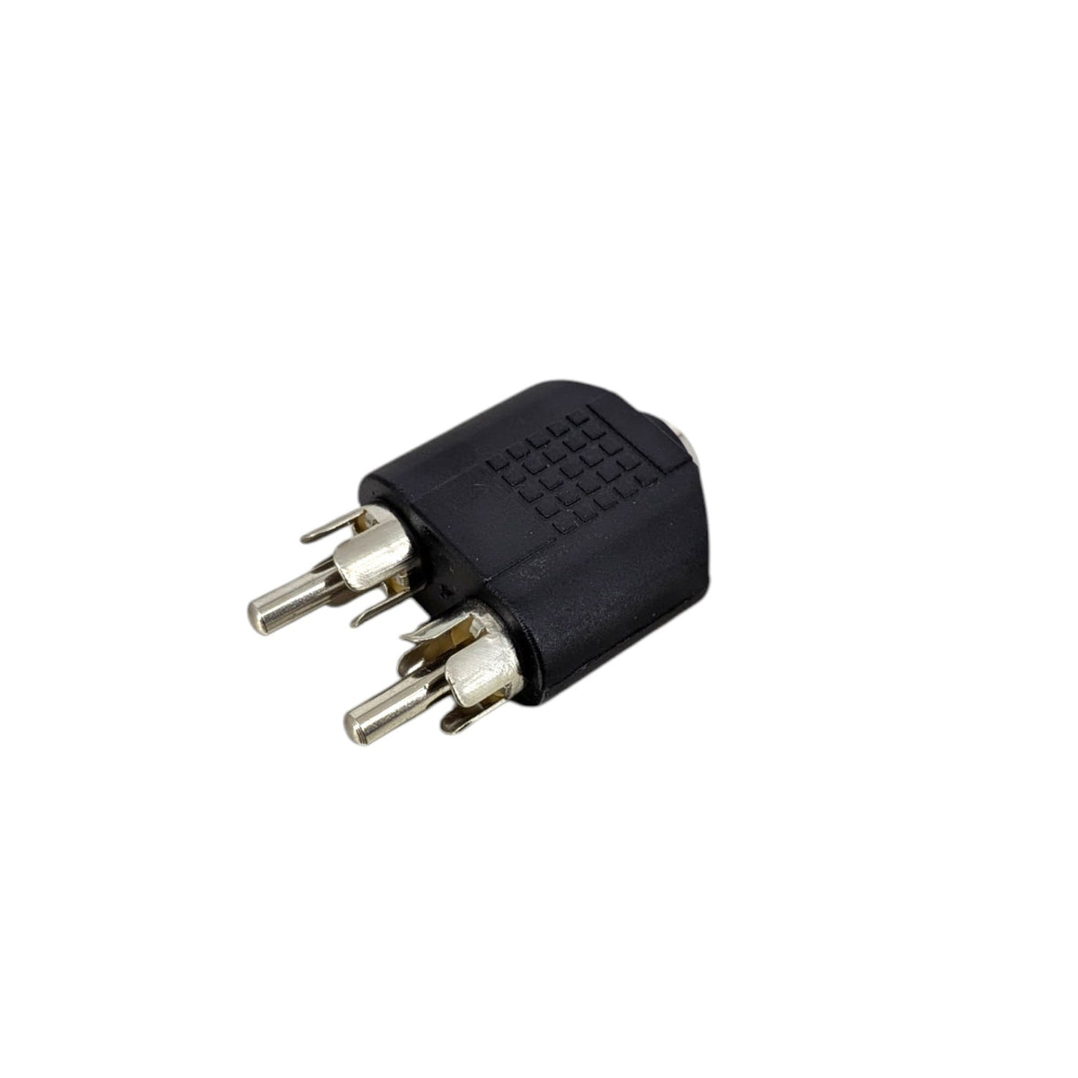 轉接頭的鍍鎳 RCA 公頭及帶有防滑坑紋的黑色塑膠外殼特寫。