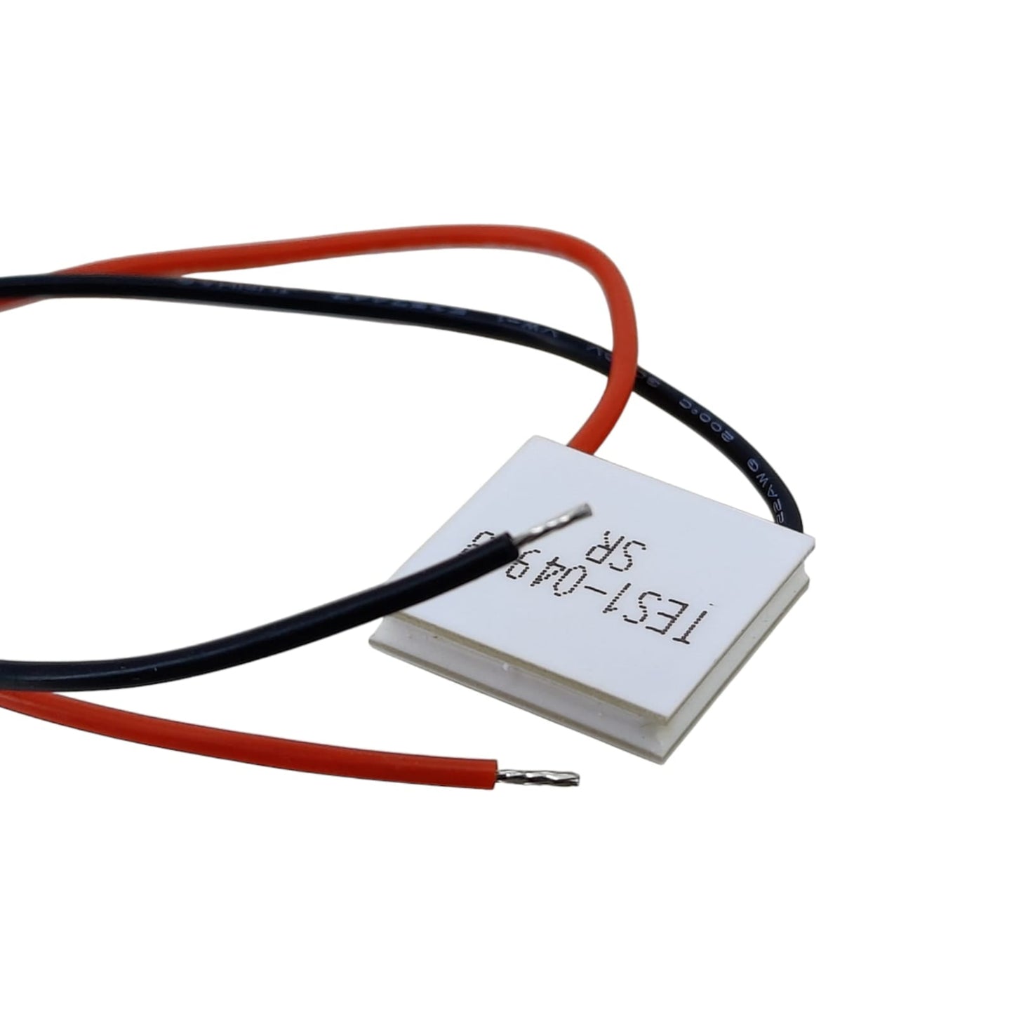 Side view of TES1-04903 cooling module showing 4mm thickness and lead wires.