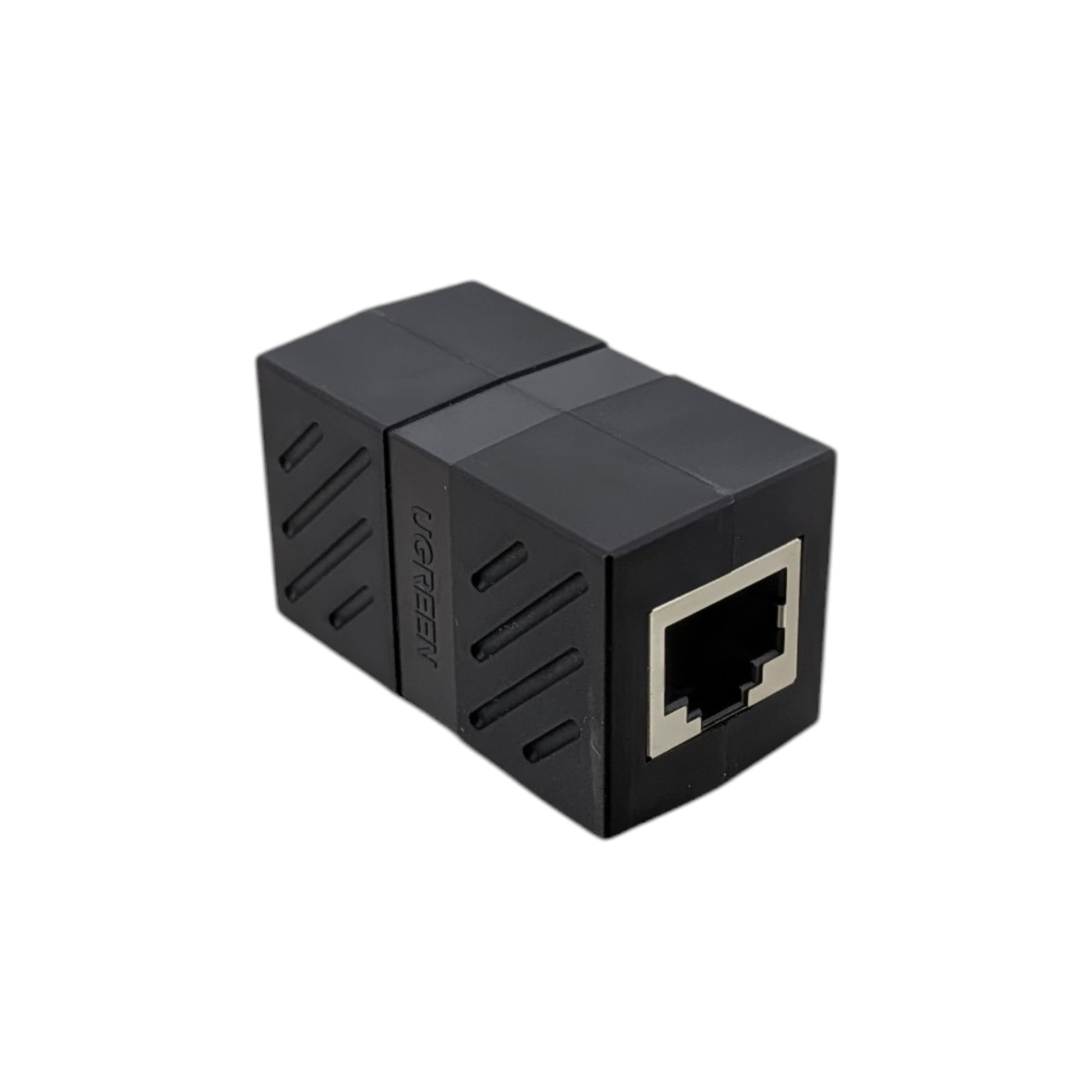 UGREEN Cat6 RJ45 網絡線延長接駁器（黑色）正面接口。深水埗新昌電腦門市提供現貨，歡迎工程及家庭客採購。