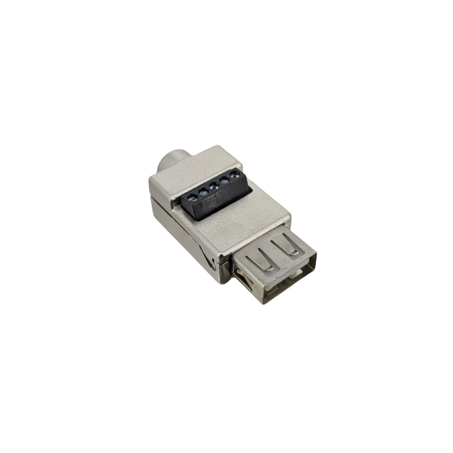 USB Type-A 母頭免焊插座特寫，常用於製作自訂長度的 USB 延長線。
