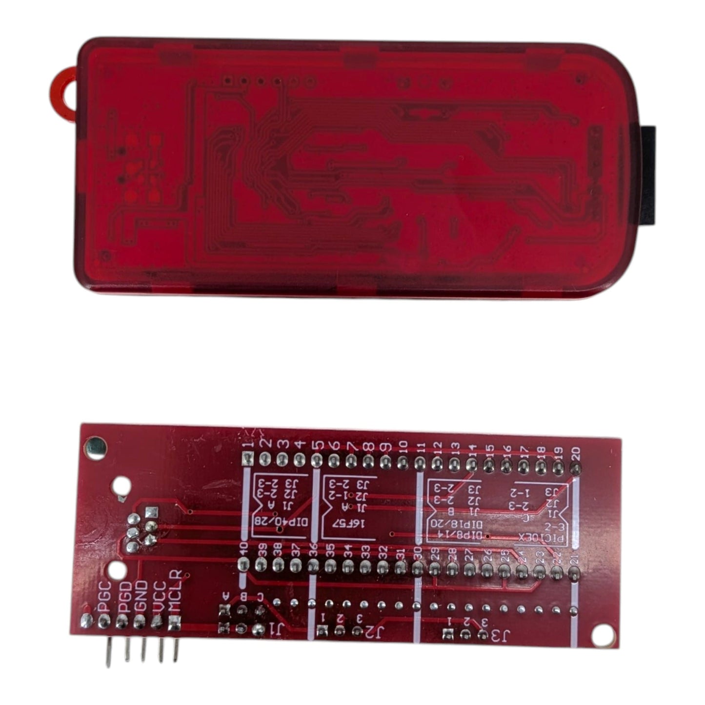 ZIF 燒錄座電路板背面，印有詳細的引腳對應圖 (Pin-mapping)，指導用家正確放置不同系列的 PIC 晶片。
