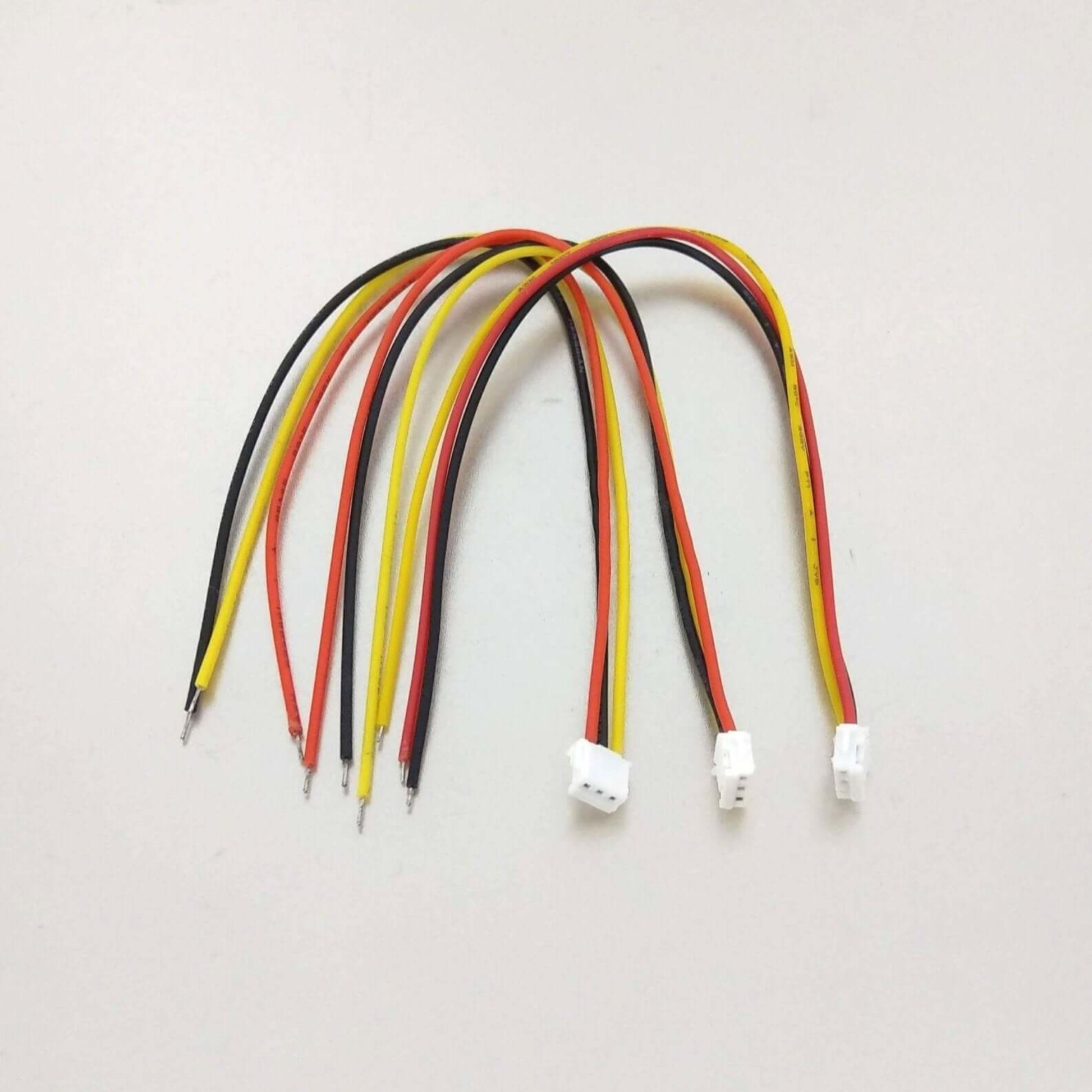 3pcs 1.5mm 3Pin JST ZH Female Connector cable set with 26AWG wires, 150mm length, ideal for electronic projects.