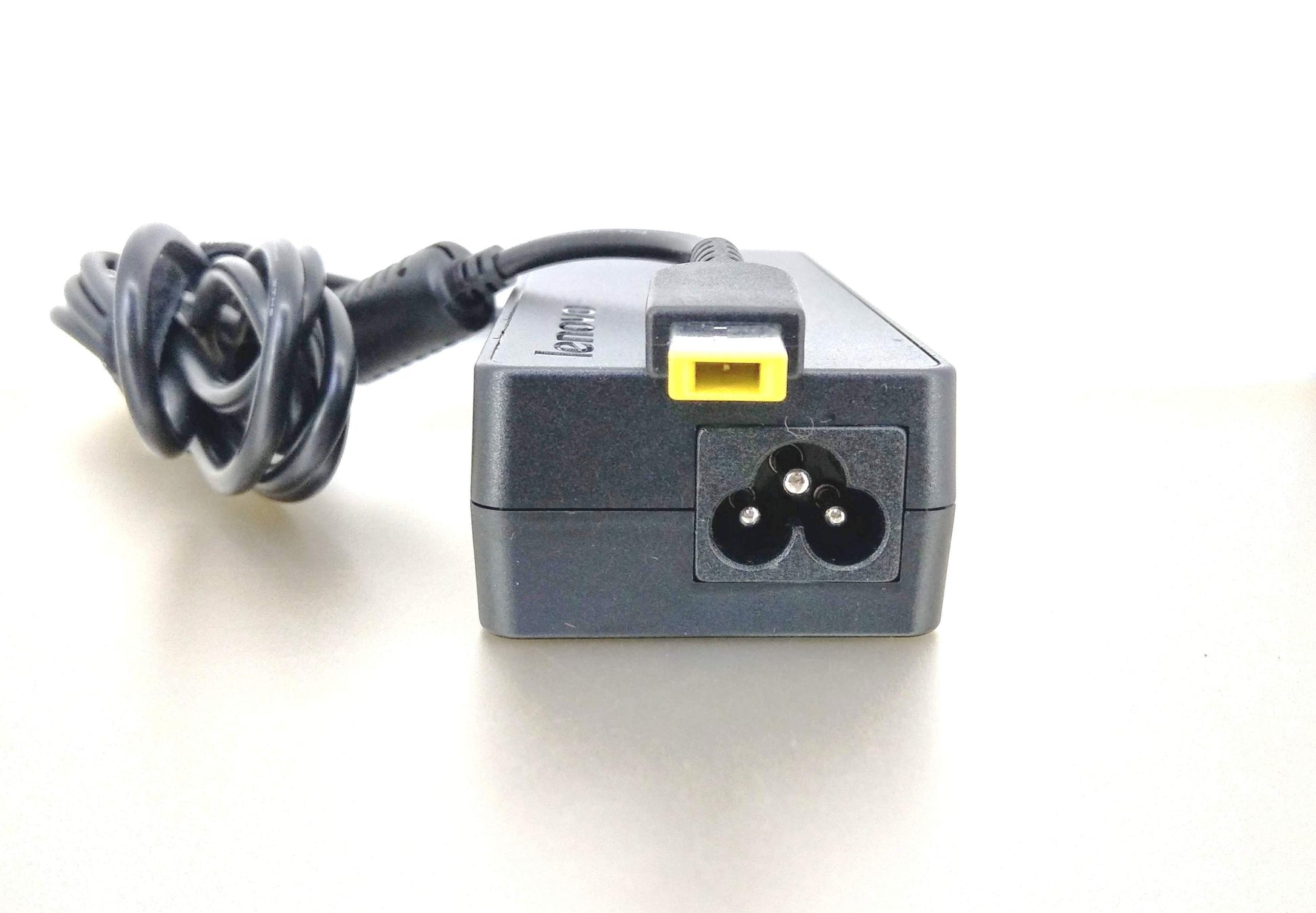 Lenovo Charge 20v 4.5A hk