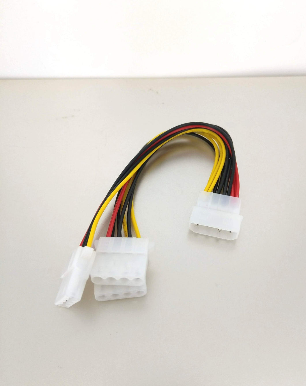 4Pin IDE PSU Power Splitter Cable D Type Large 4P Molex 1 Male to 3 Female Multiplier PC Fan Extension Cable - Sun Cheong Computer Company Limited