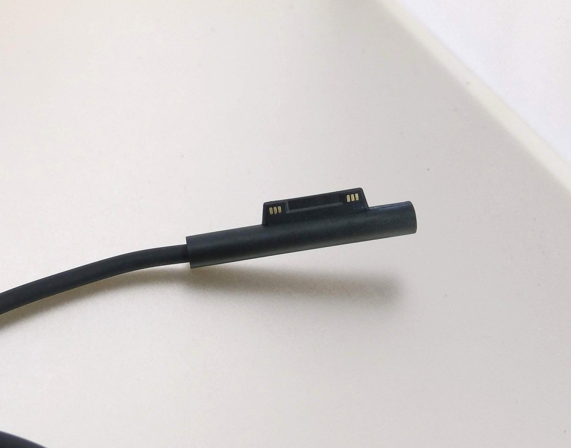 Surface pro charger HK