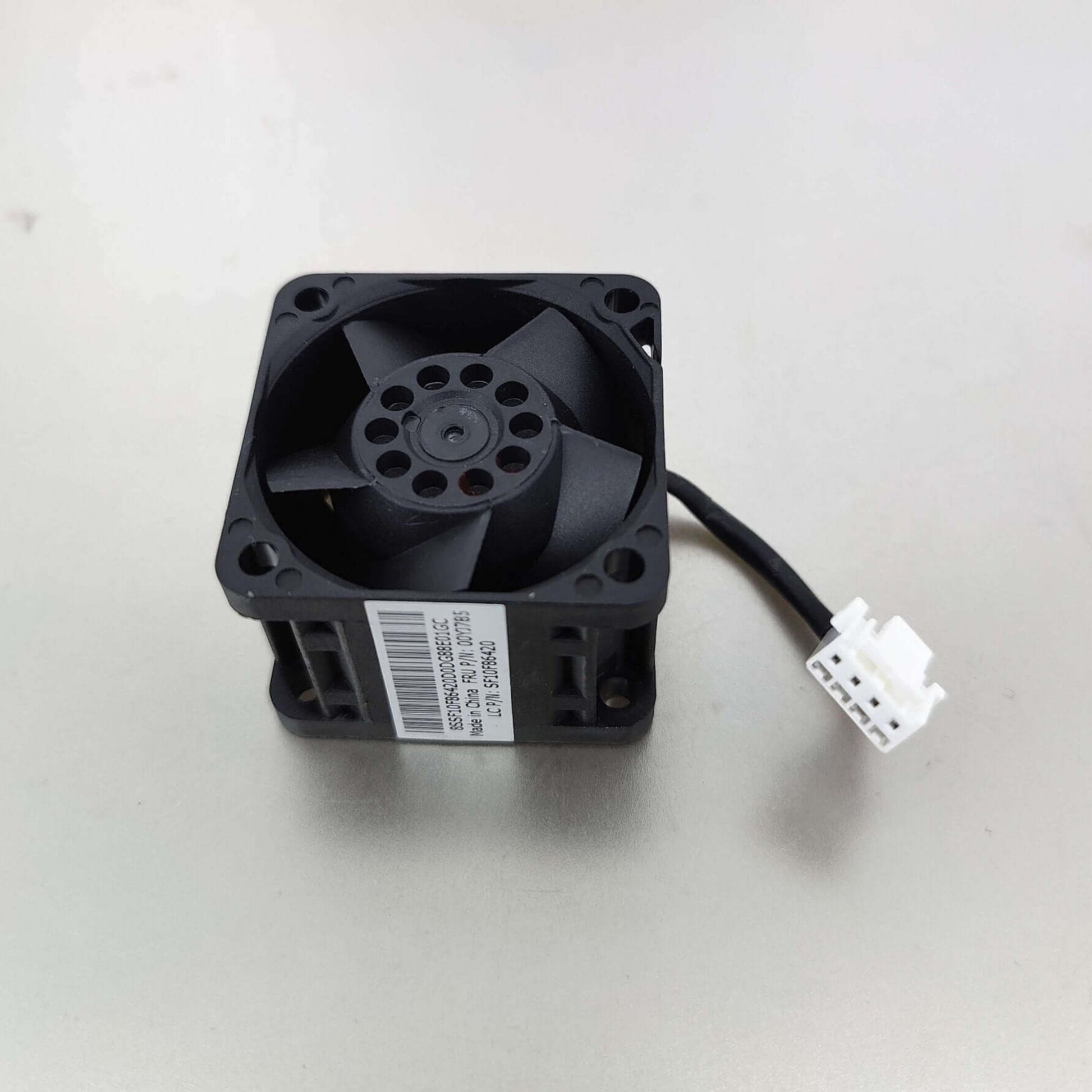 DELTA 4cm 12V Cooling fan FFB0412VN-00, ideal for server chassis, CPU cooling, and high reliability applications.