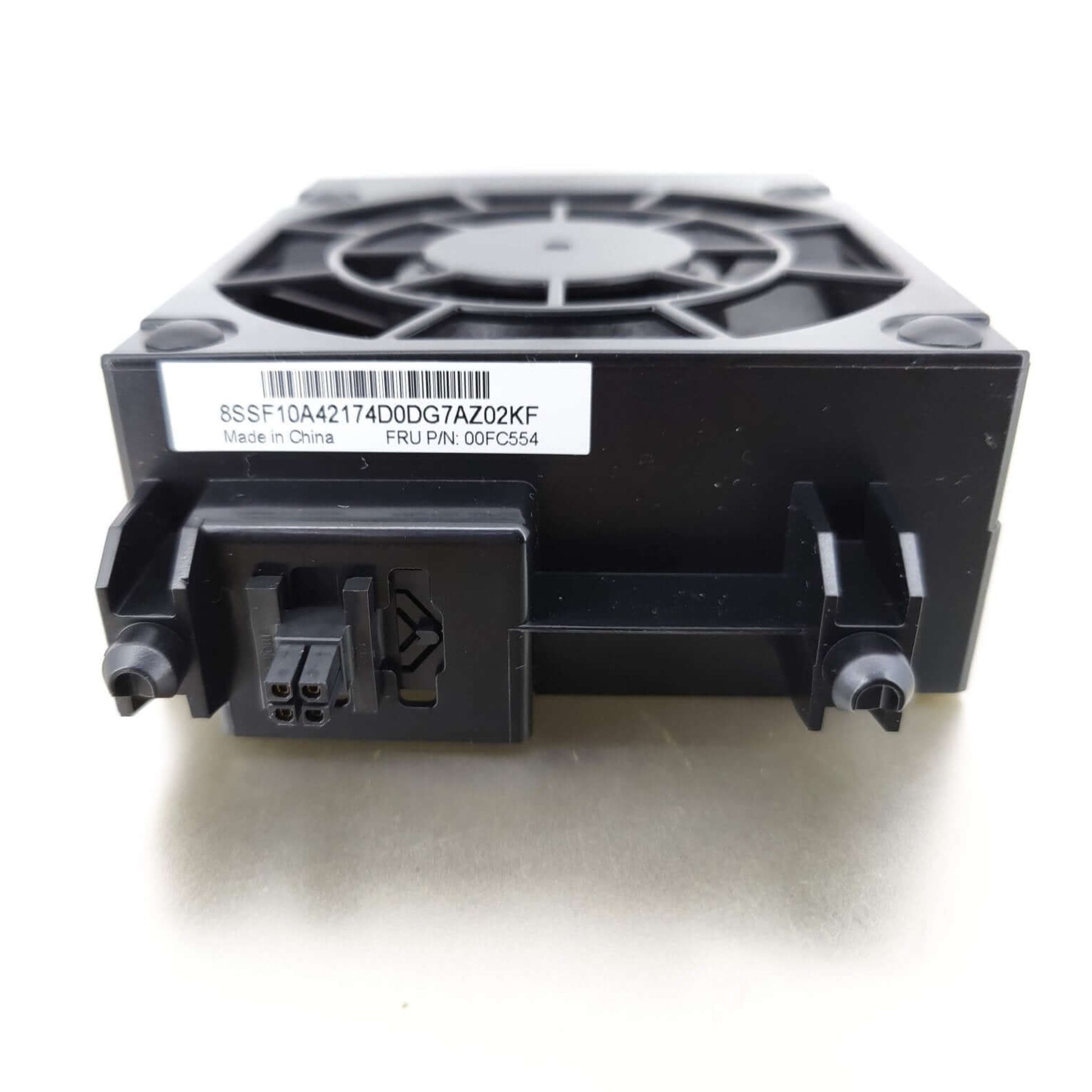 Delta Electronics 12V 3.2A server fan PFR0912DHE, 92mm, with connector for Lenovo TD350 tower server.