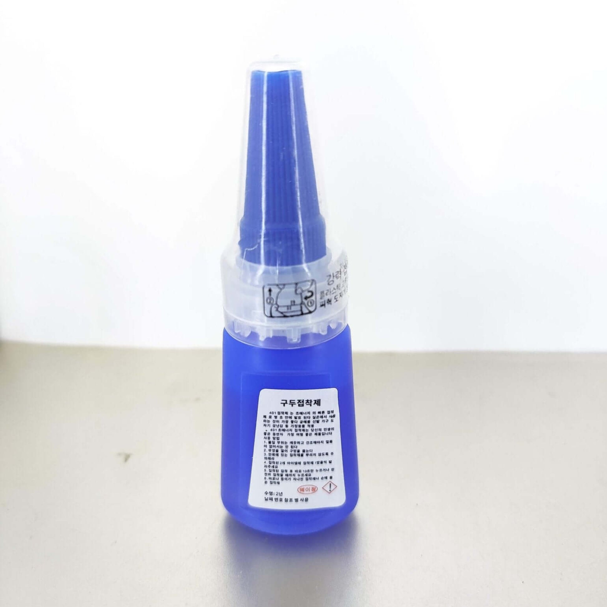 Multifunction 401 Instant Super Glue, 20g bottle for wood and plastic, ideal for home, office, and school use.