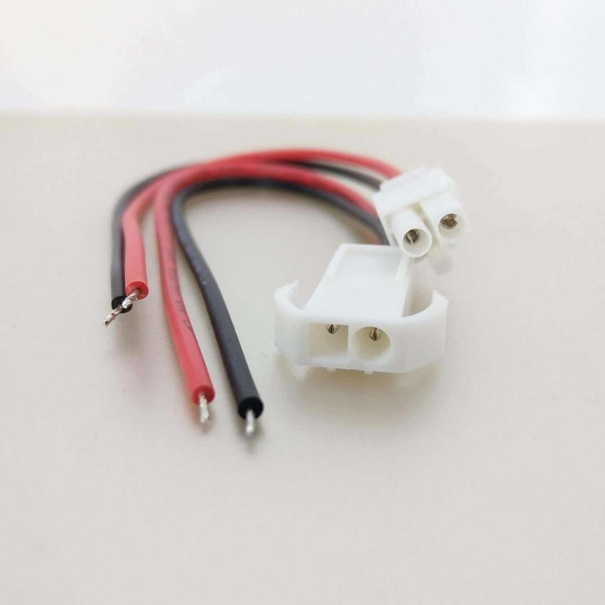 Tamiya plug battery connector adapter with 18CM 22AWG wire, male and female connectors, package of 2 pcs.